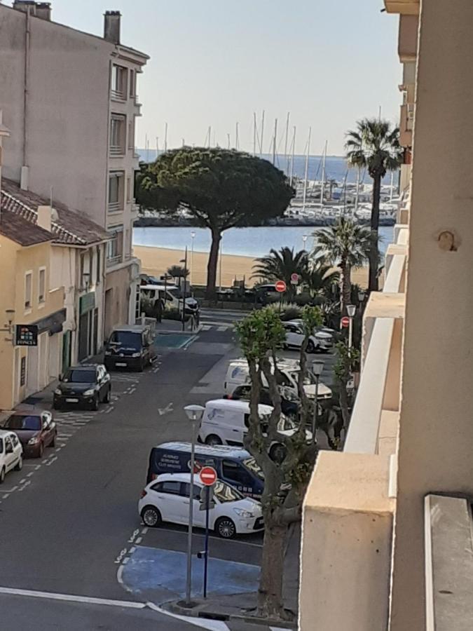 T1 Bis A 50 M De La Plage Sainte-Maxime Exterior photo